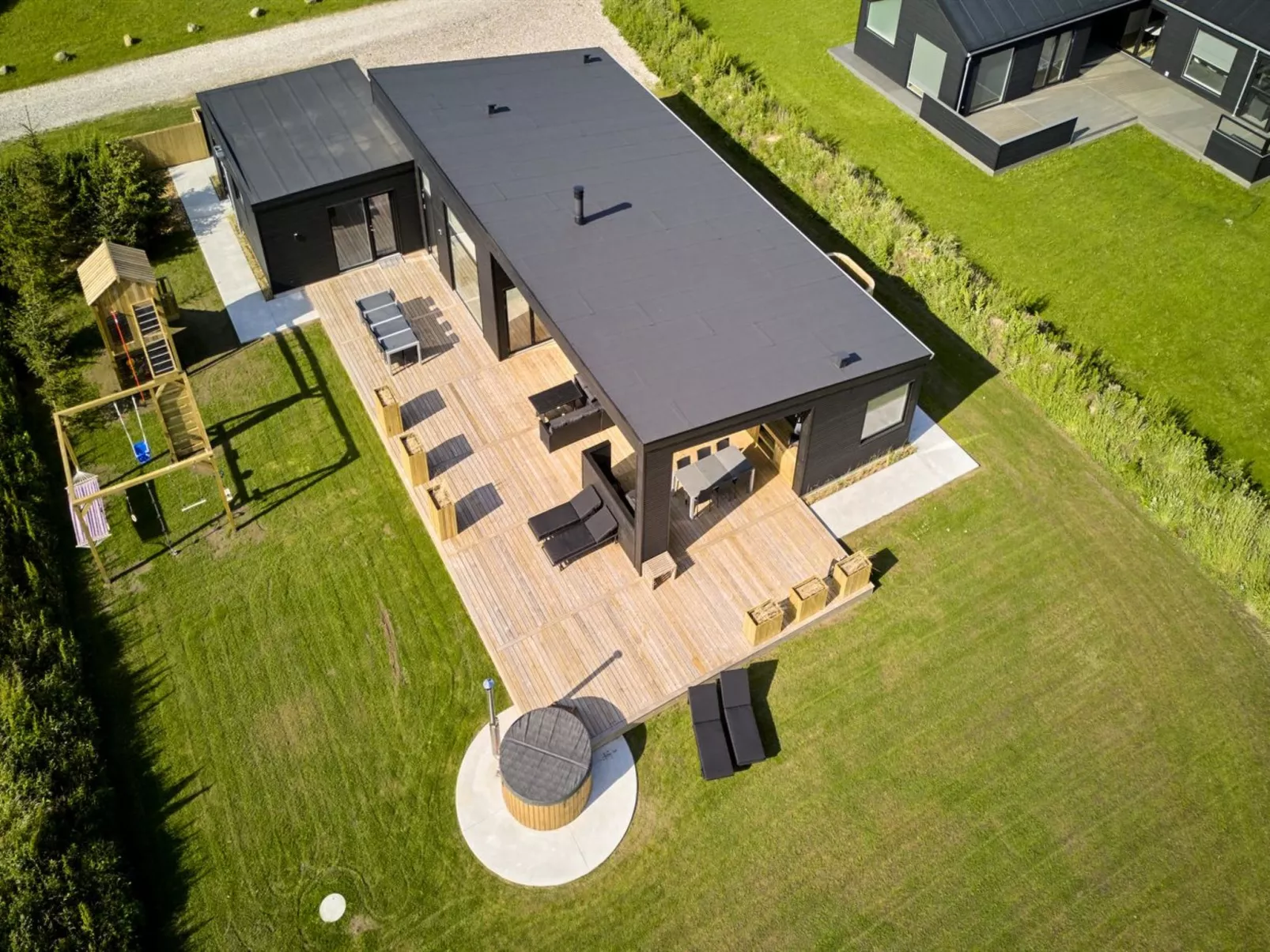 "Lyder" - 400m from the sea-Buiten