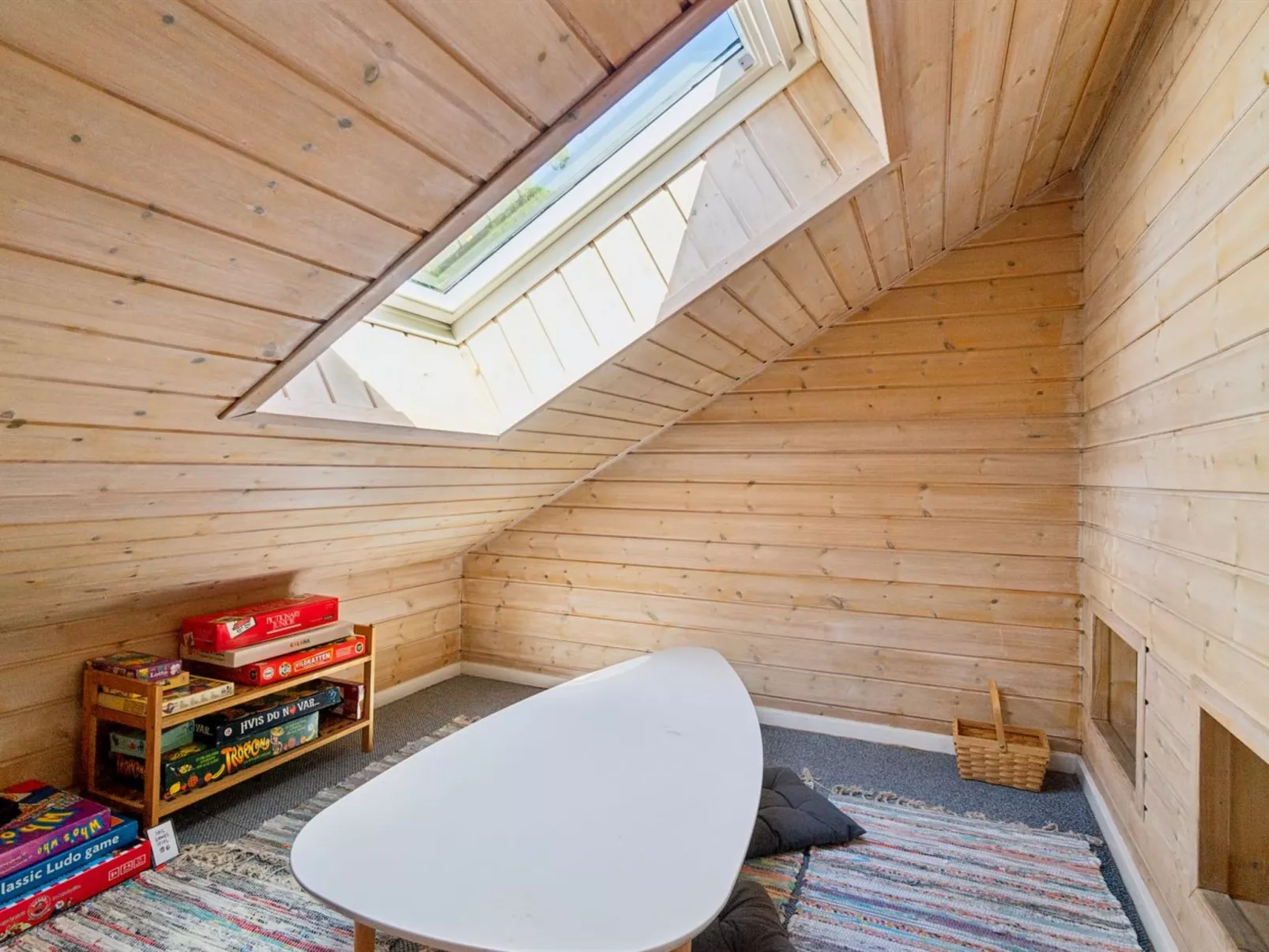 "Auvo" - 200m from the sea-Binnen
