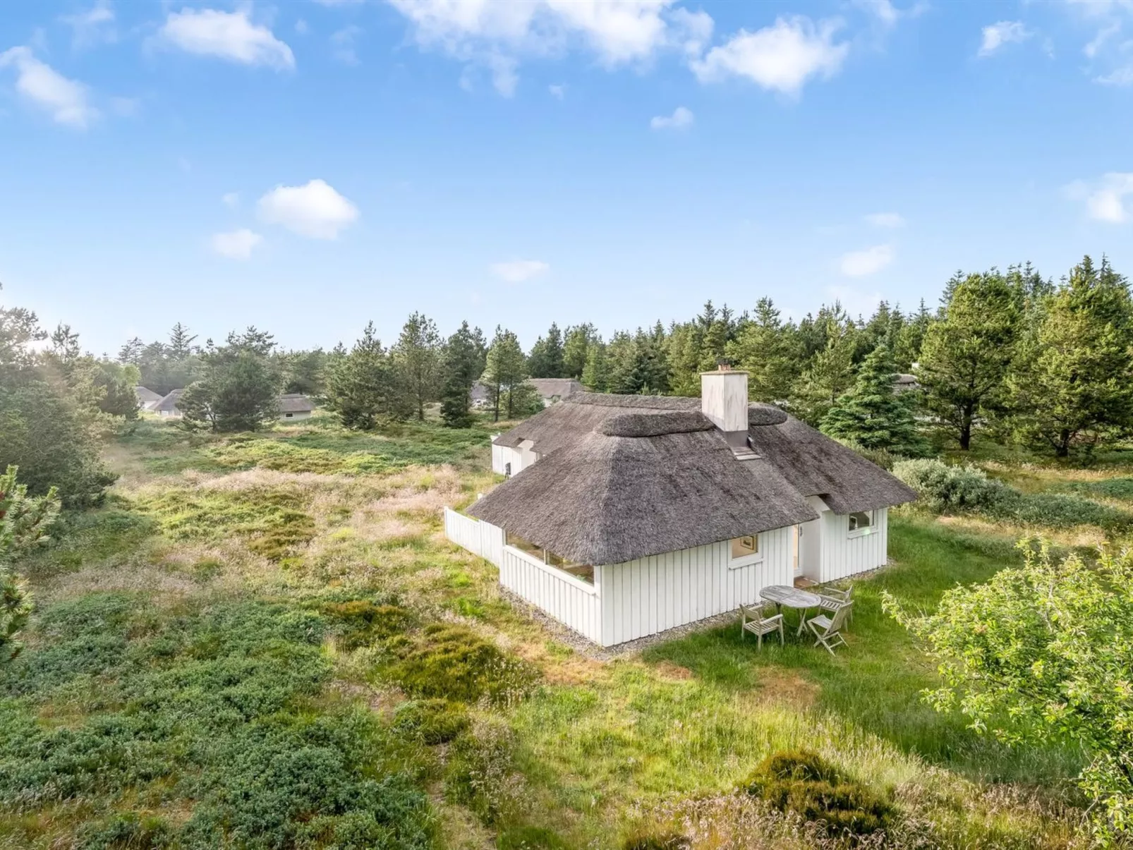 "Elenor" - 1.1km from the sea-Buiten