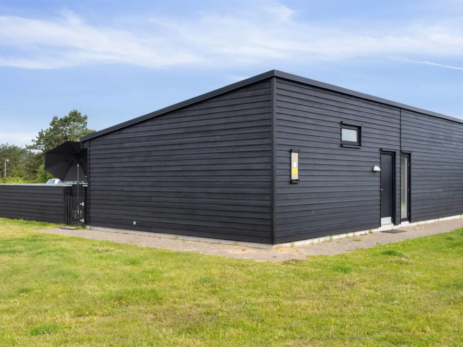 "Ingebrit" - 1.4km from the sea-Buiten