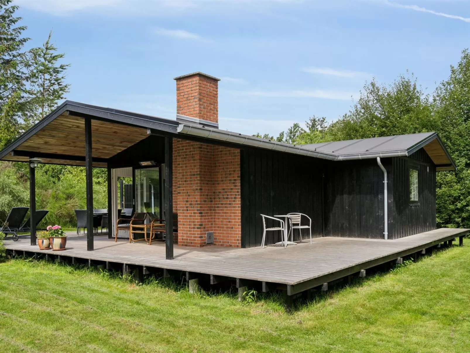 "Skjold" - 600m from the sea-Buiten