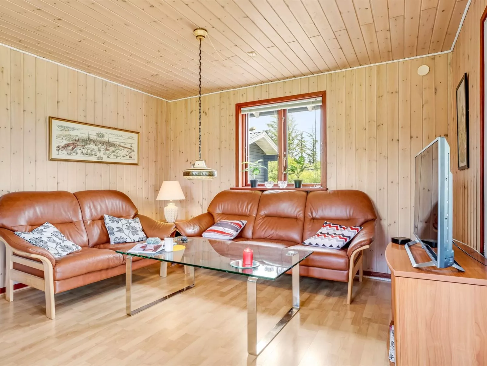 "Lodden" - 600m from the sea-Binnen