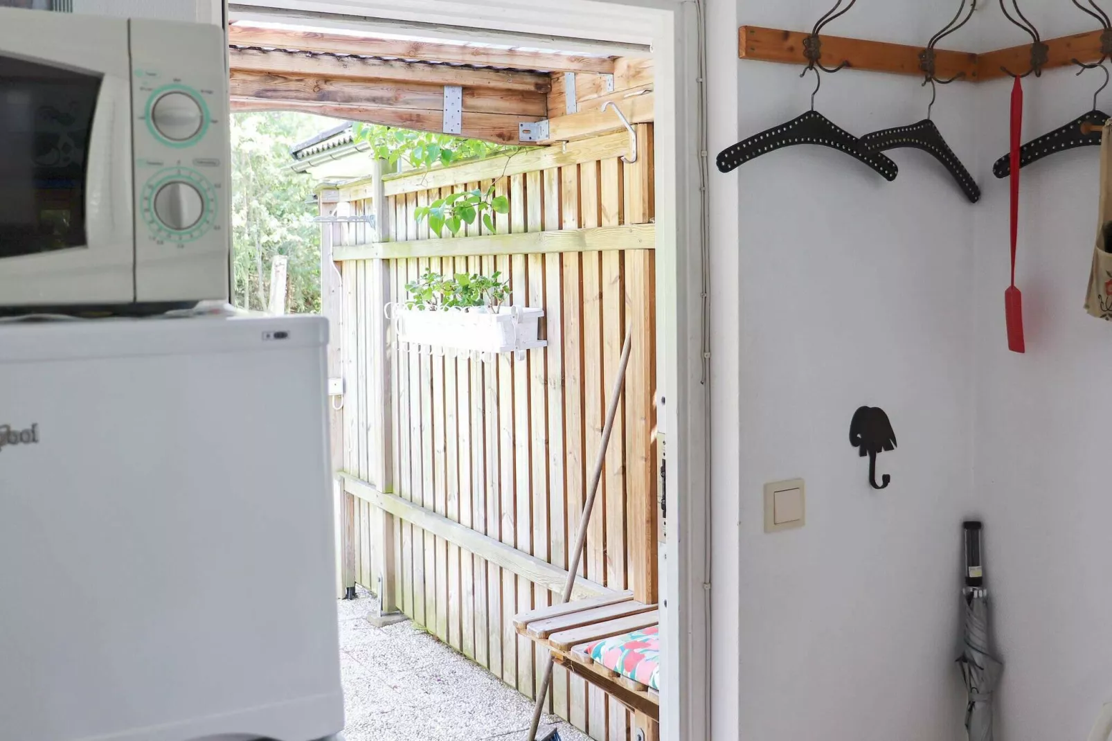 3 persoons vakantie huis in HÖLLVIKEN-By Traum-Binnen