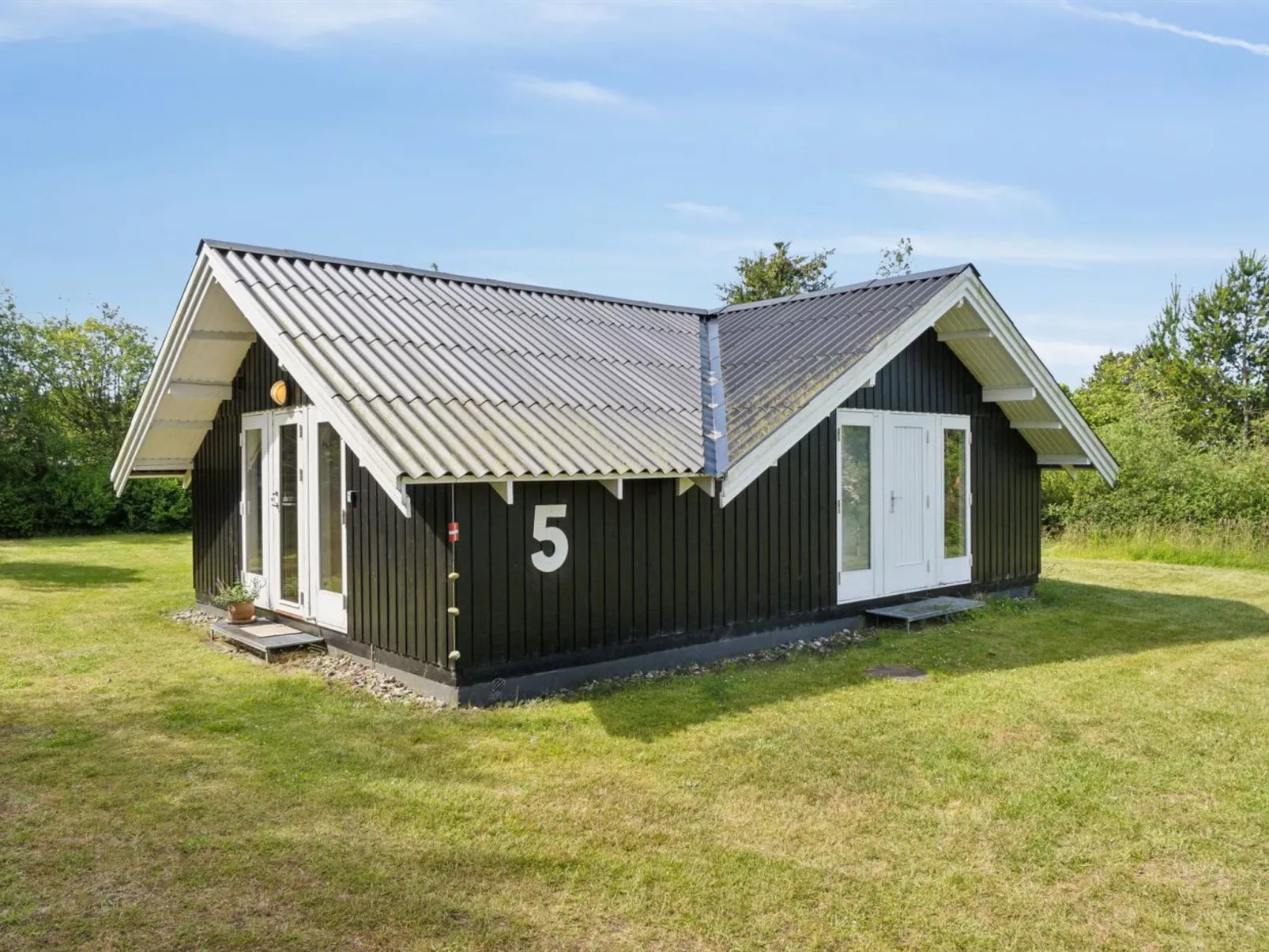 "Nayati" - 800m from the sea-Buiten