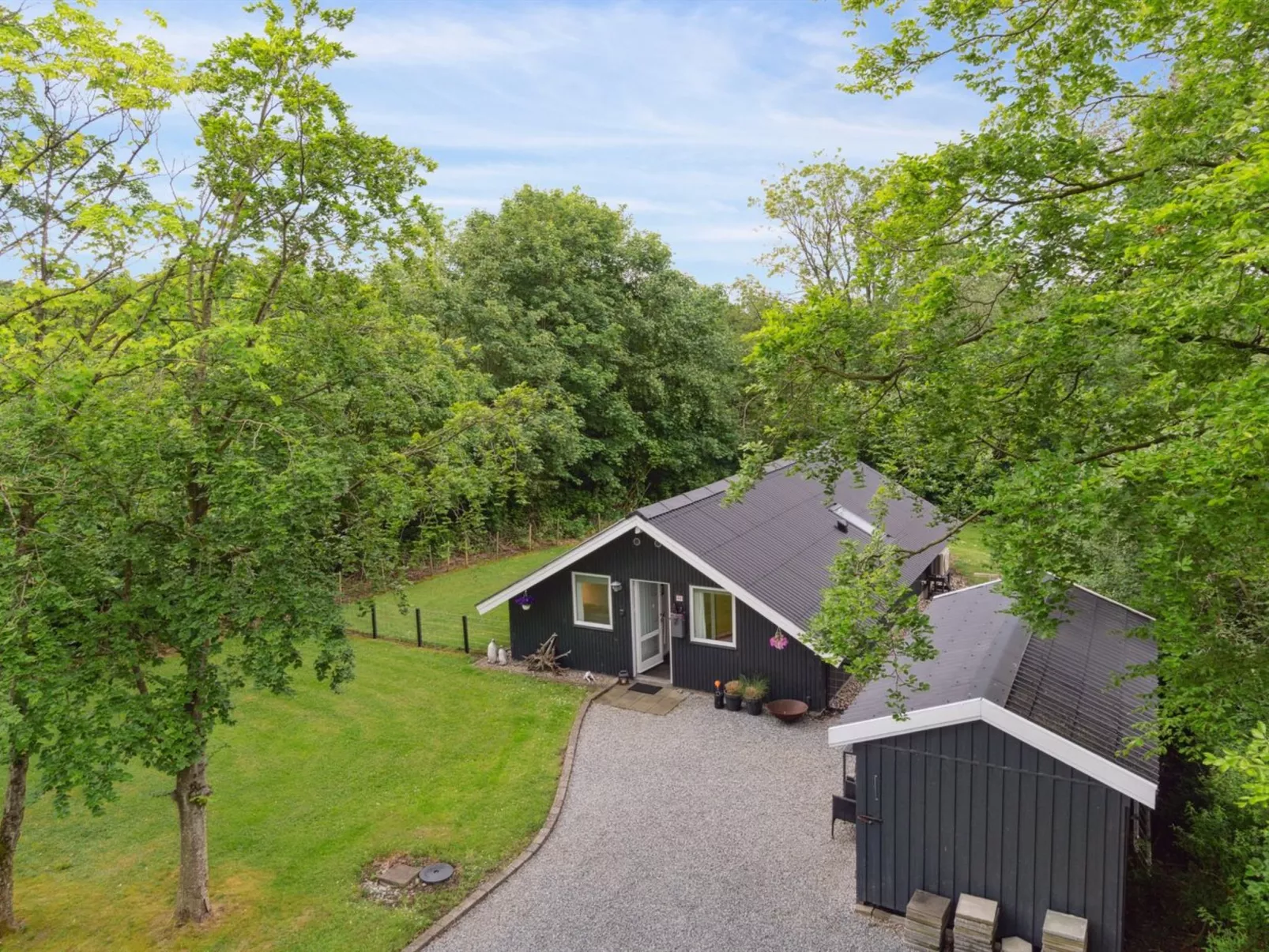 "Hereth" - 30km from the sea-Buiten