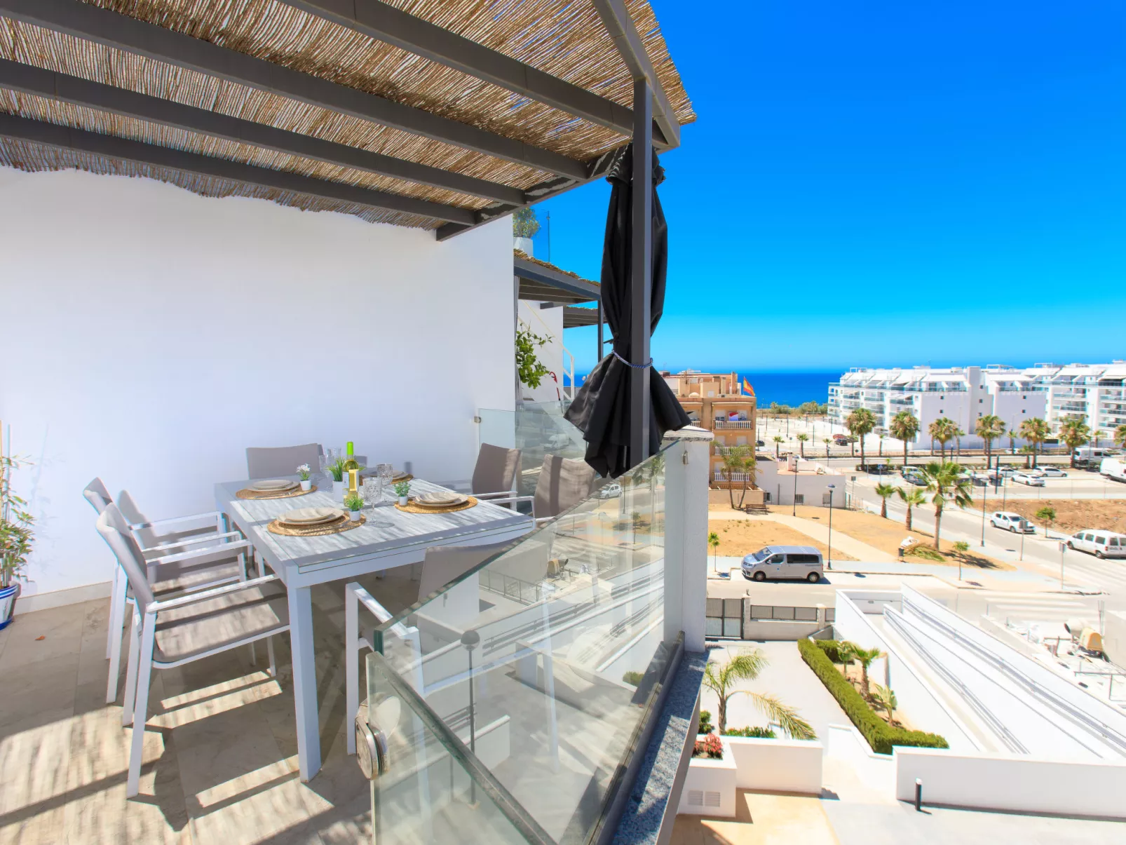 Serenebay Apartment SeaView/Roof Terrace-Binnen
