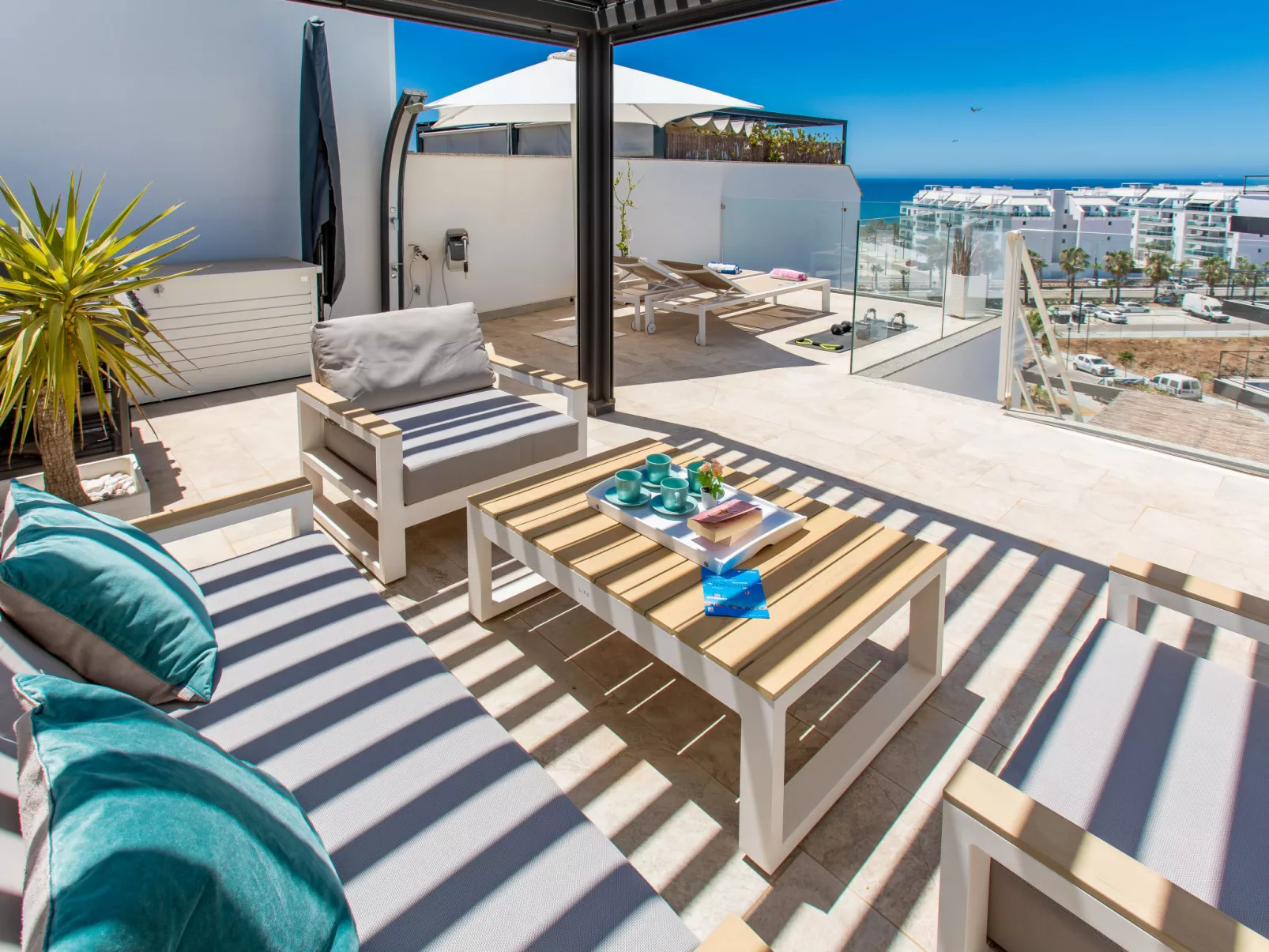 Serenebay Apartment SeaView/Roof Terrace-Binnen