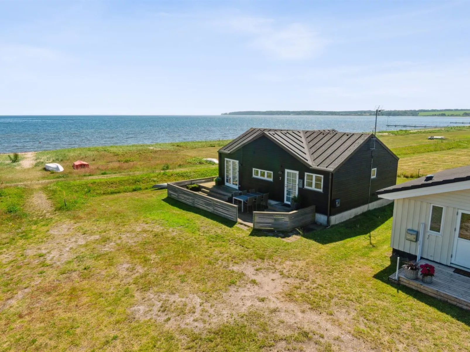 "Dory" - 30m from the sea-Buiten