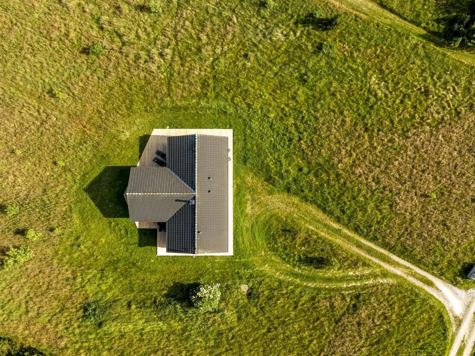 "Sulki" - 3.5km from the sea-Buiten