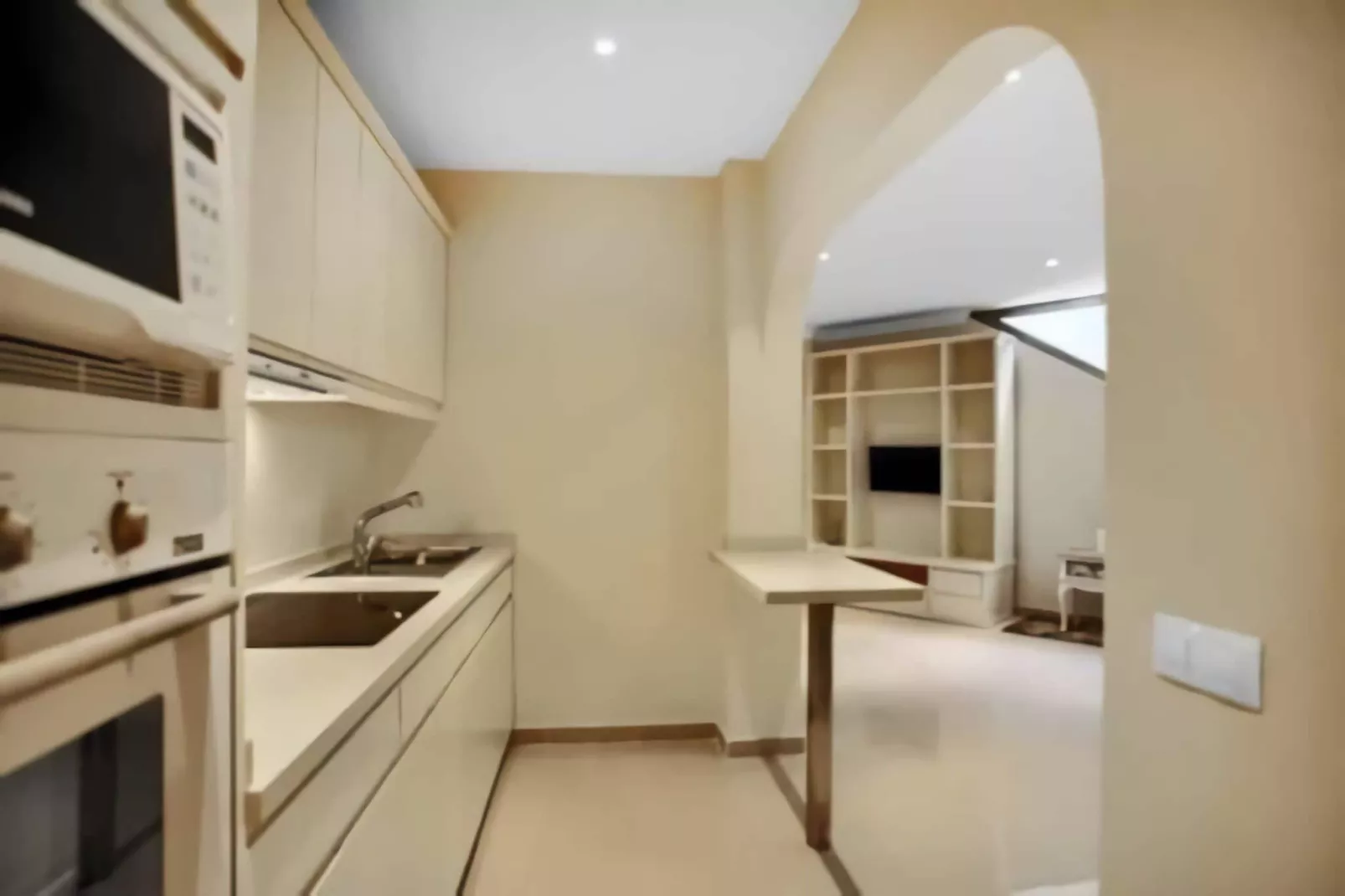 Home Holidays// Villa Home Holidays-Keuken
