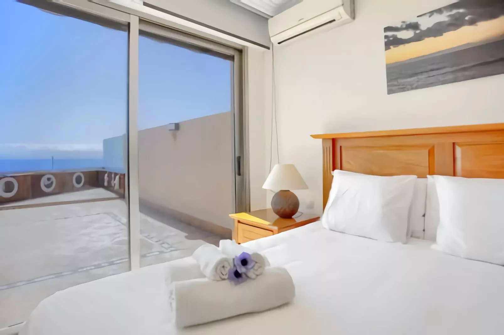 Home Holidays// Villa Home Holidays-Slaapkamer
