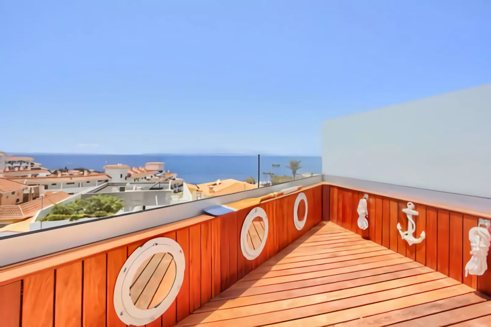Home Holidays// Villa Home Holidays-Terrasbalkon
