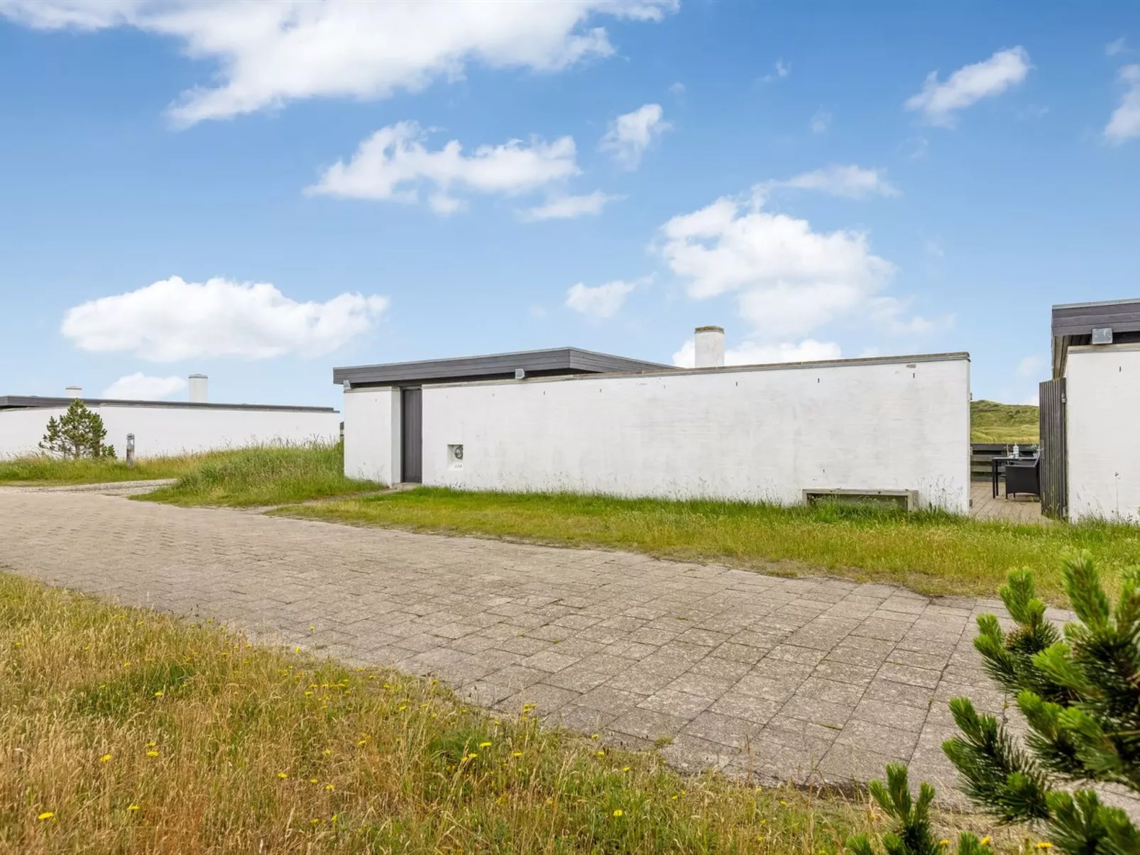 "Kaja" - 400m from the sea-Buiten