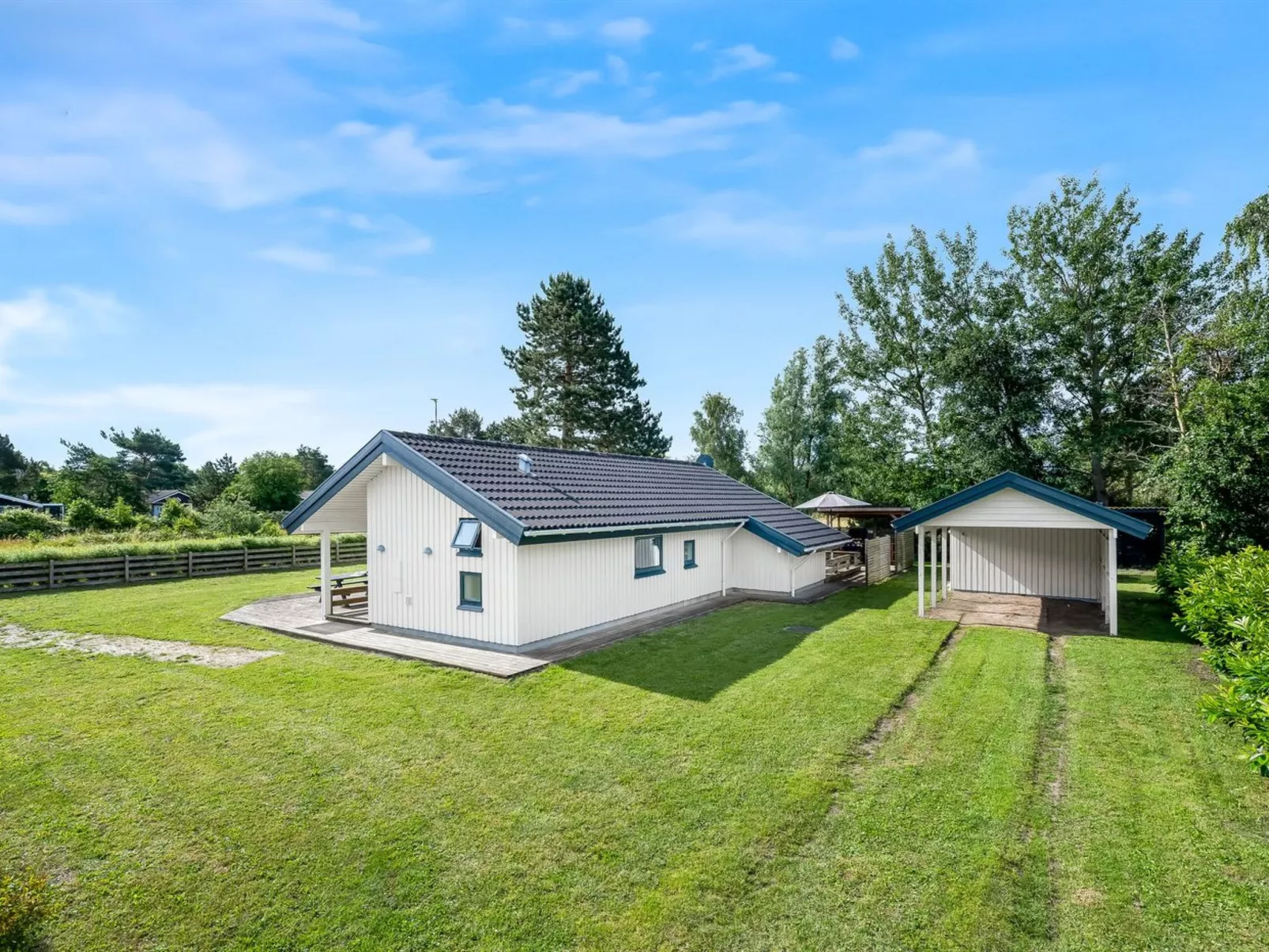 "Truls" - 800m from the sea-Buiten
