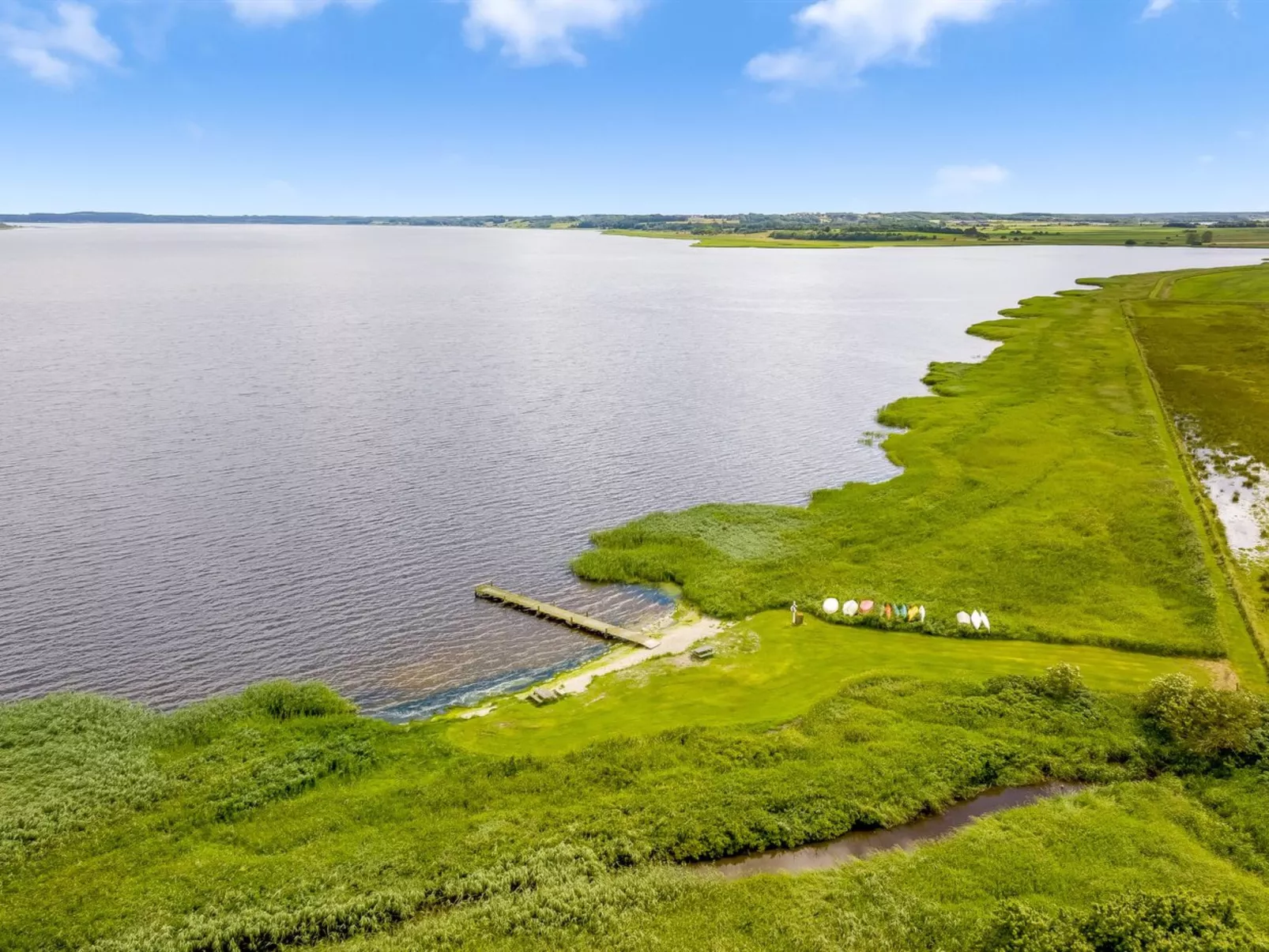 "Skip" - 300m to the inlet-Buiten