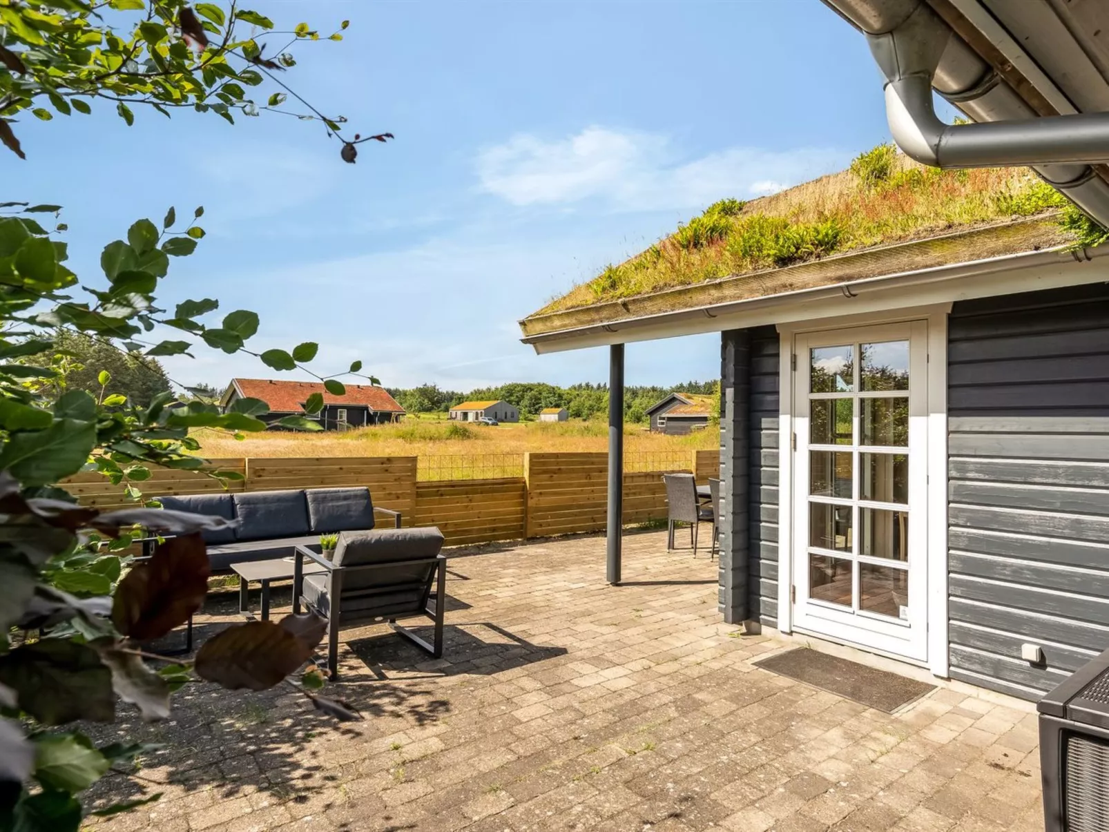 "Annemie" - 1.8km from the sea-Binnen