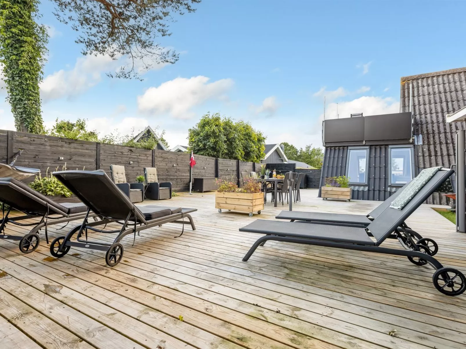"Hunding" - 600m from the sea-Buiten
