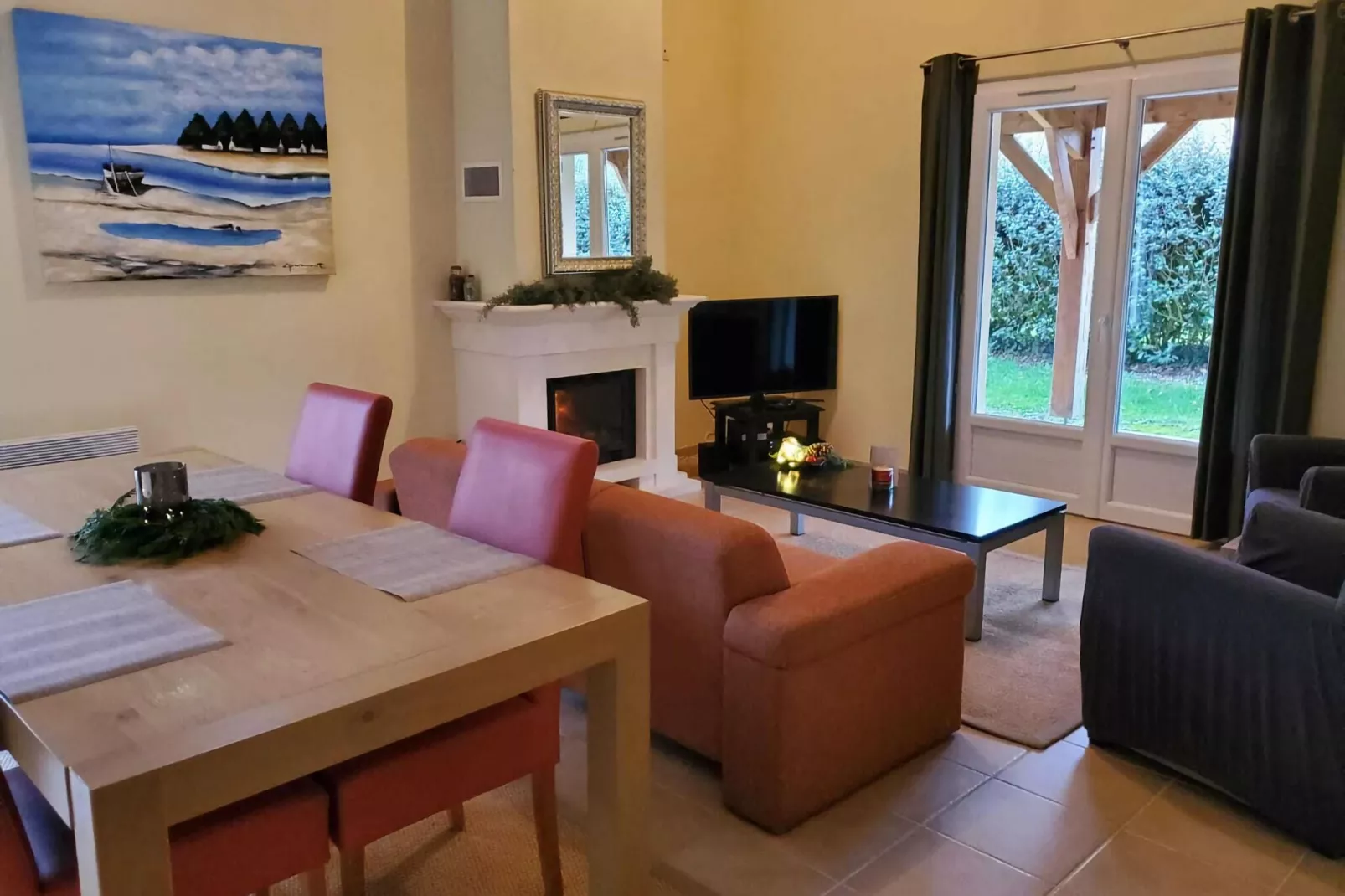 Les Forges 2 bedrooms n48-Eetkamer