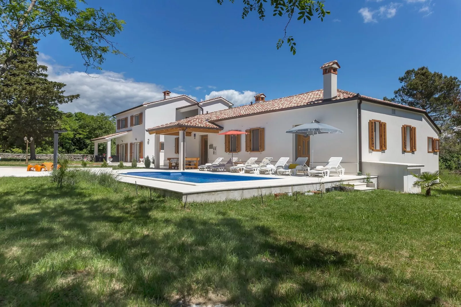 Villa Ana with private pool near Rabac-Buitenkant zomer
