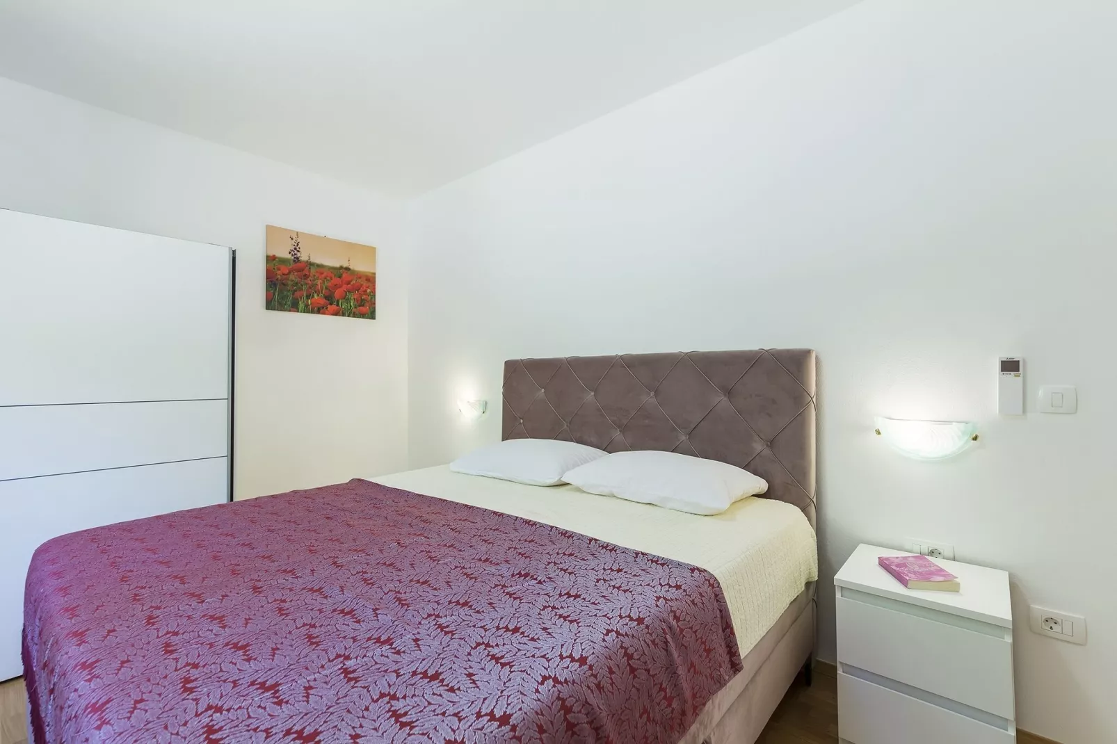 Villa Ana with private pool near Rabac-Slaapkamer