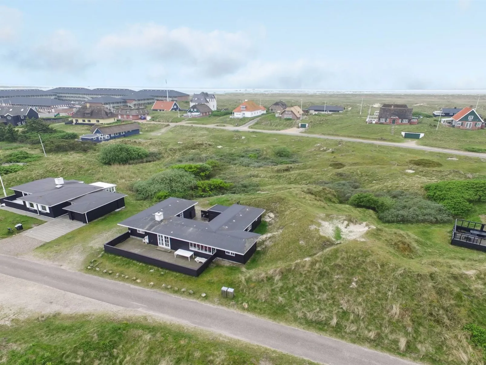 "Jamie" - 200m from the sea-Buiten