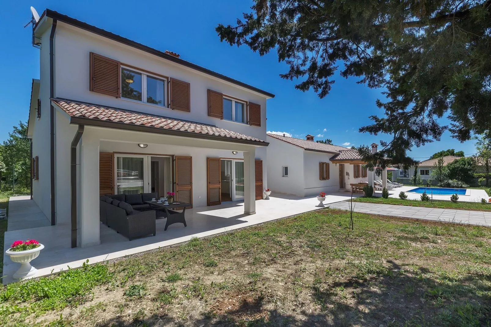 Villa Ana with private pool near Rabac-Buitenkant zomer