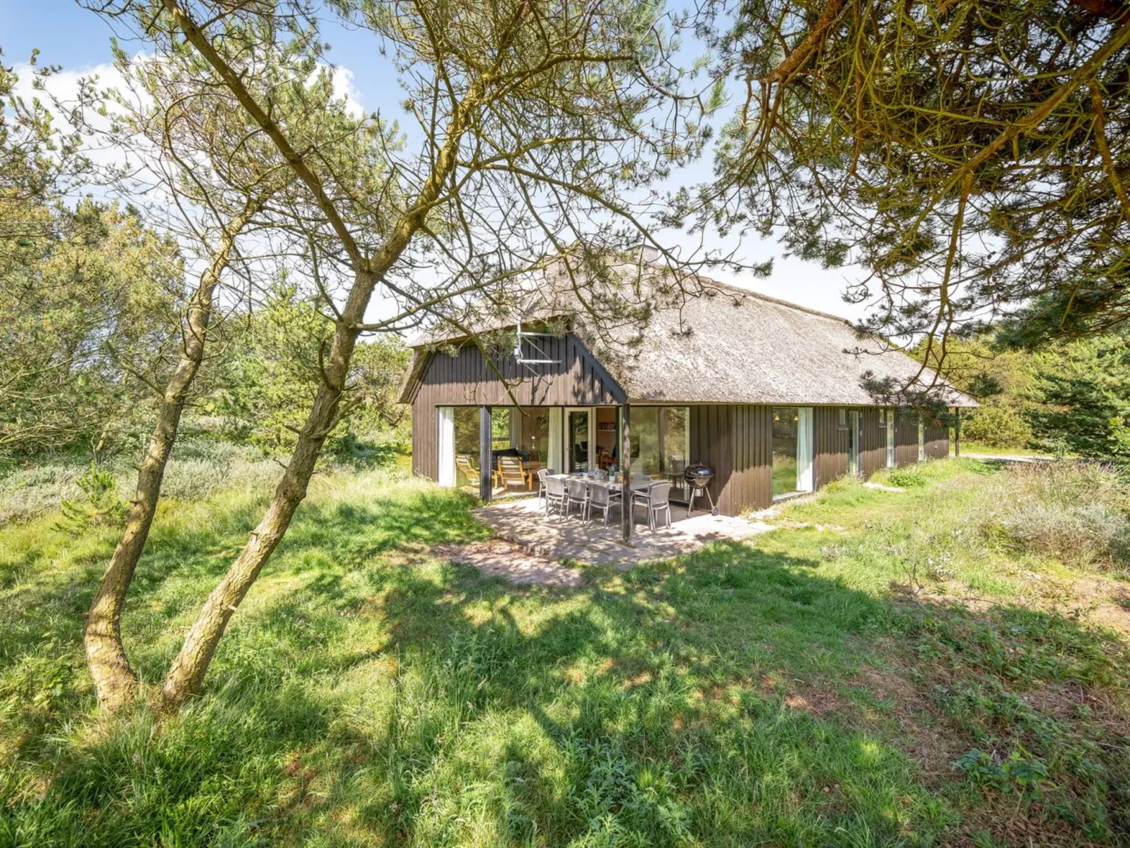 "Erika" - 900m from the sea-Buiten