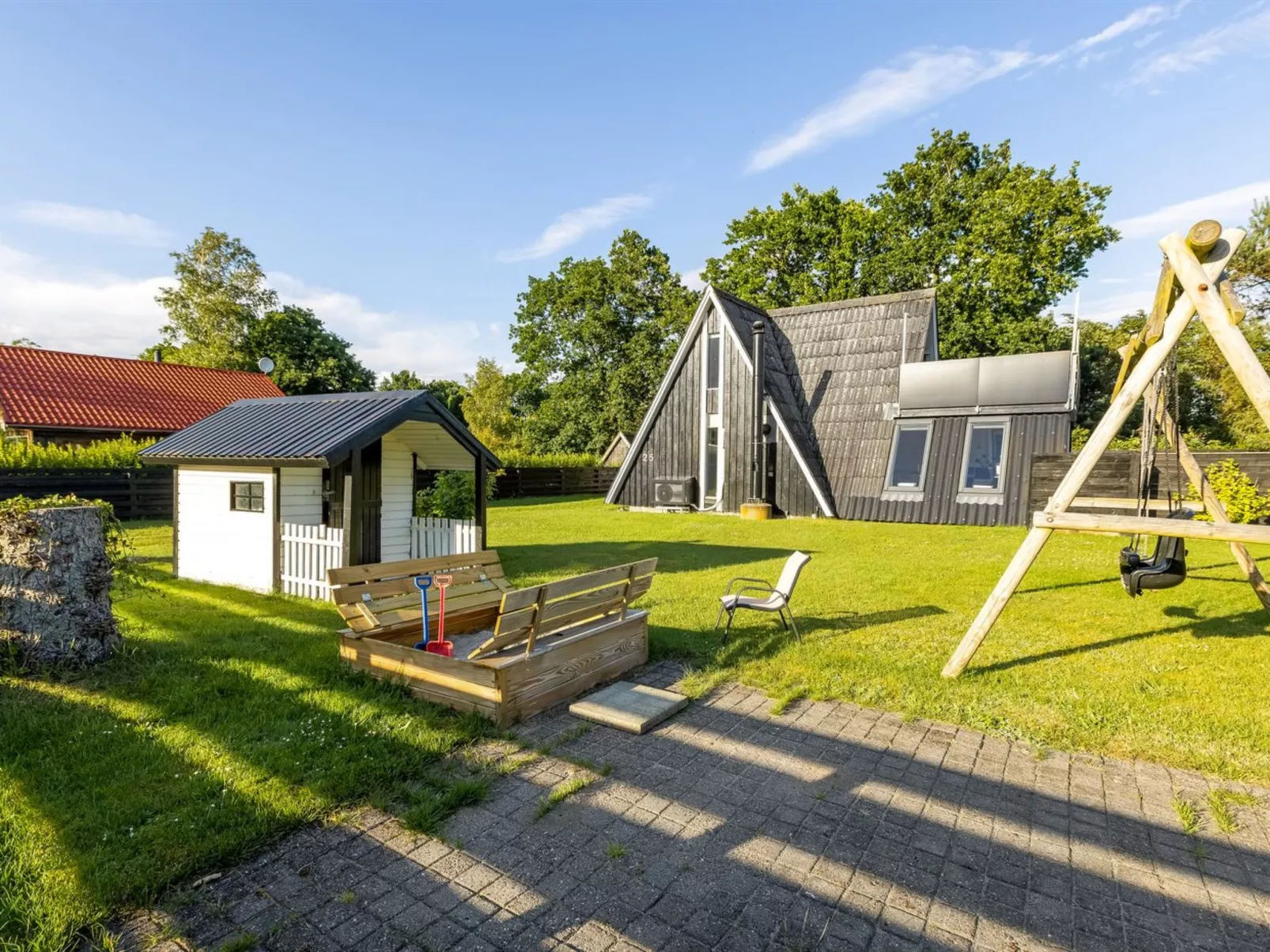 "Hunding" - 600m from the sea-Buiten