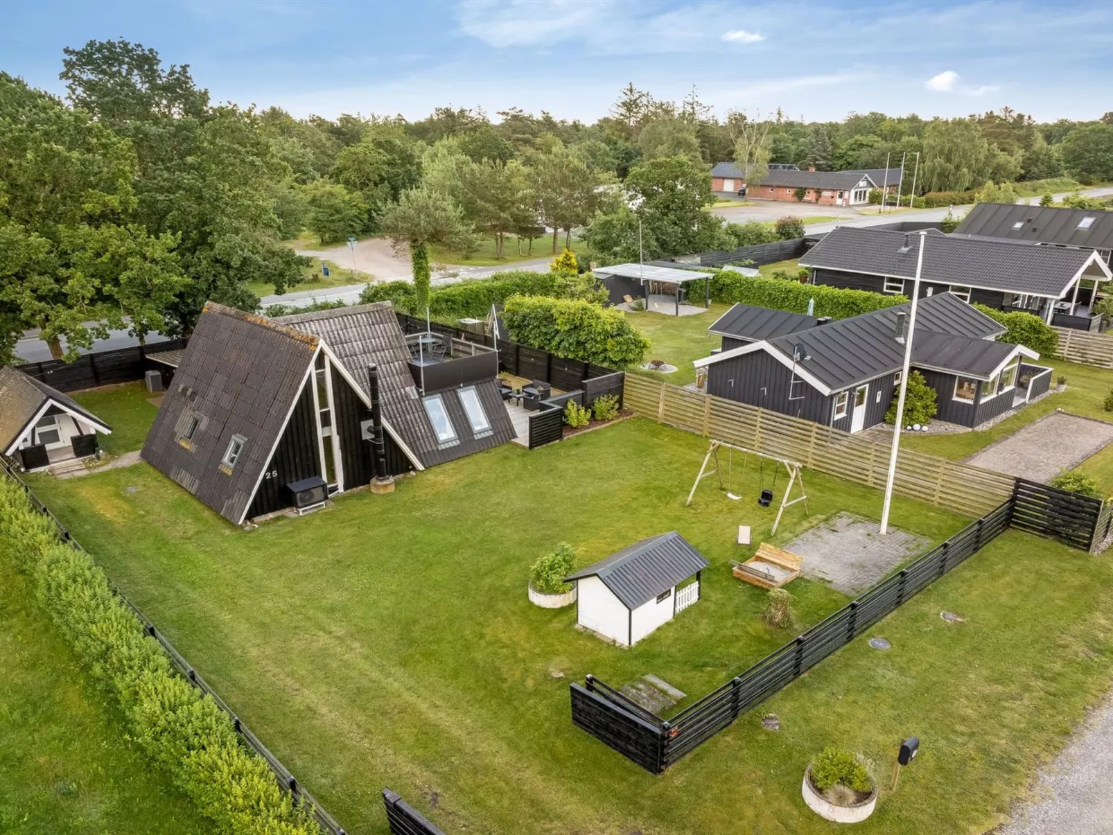 "Hunding" - 600m from the sea-Buiten