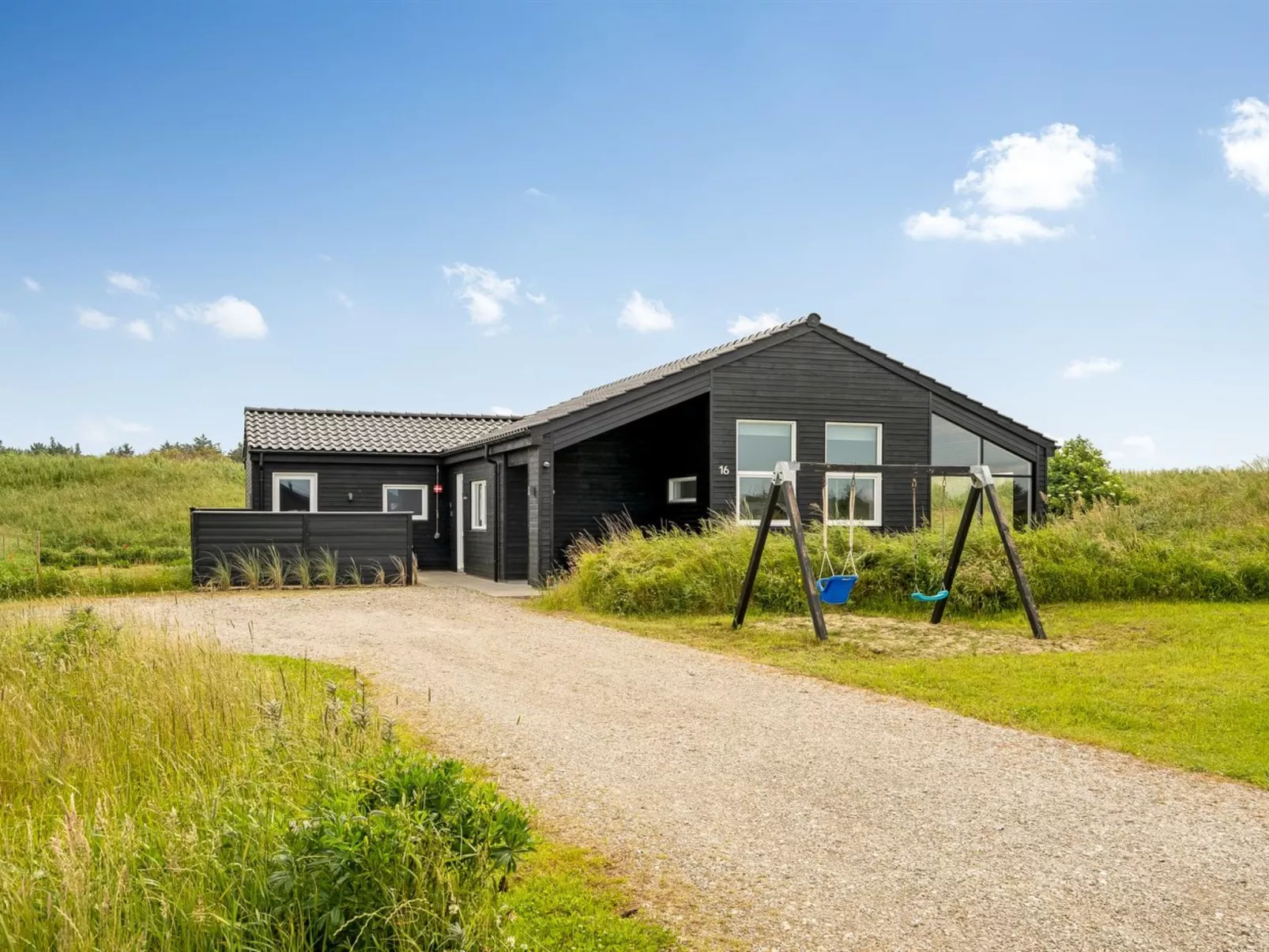 "Grith" - 1km from the sea-Buiten