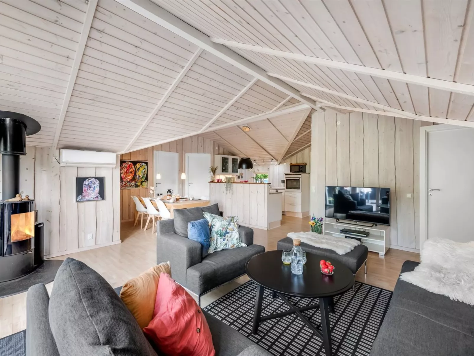 "Impi" - 1.5km from the sea-Binnen