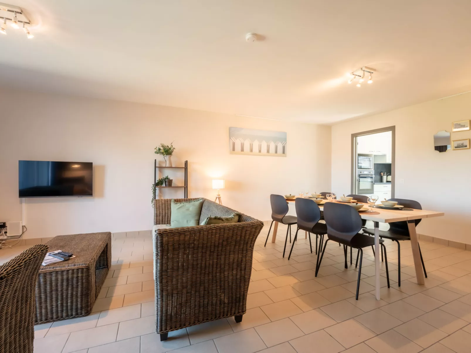 Le Coeur du Coq duplex appartment-Binnen