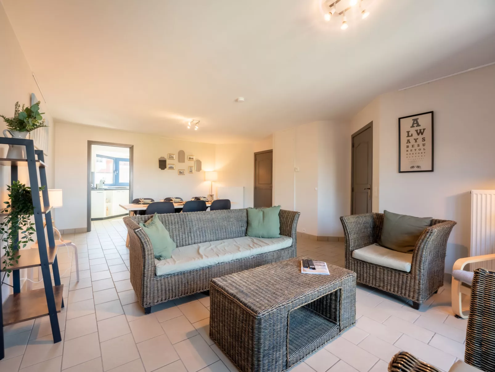 Le Coeur du Coq duplex appartment-Binnen