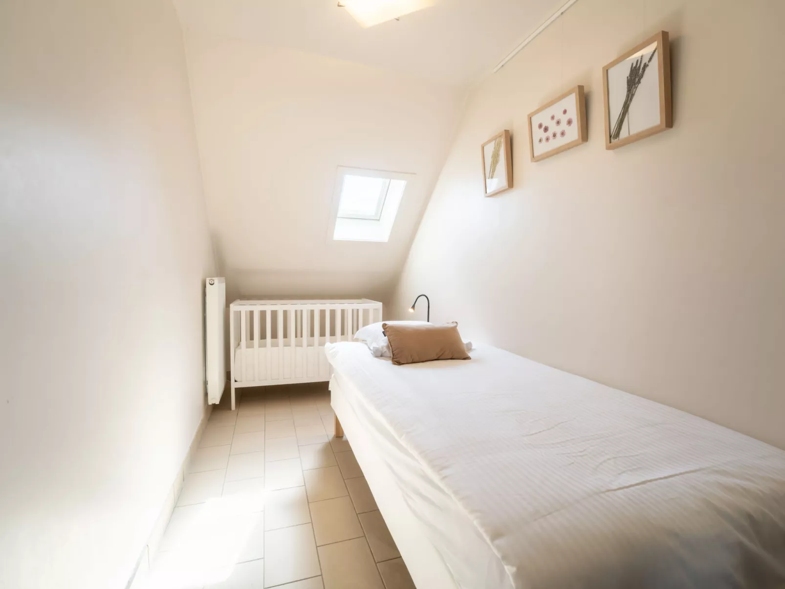 Le Coeur du Coq duplex appartment-Binnen