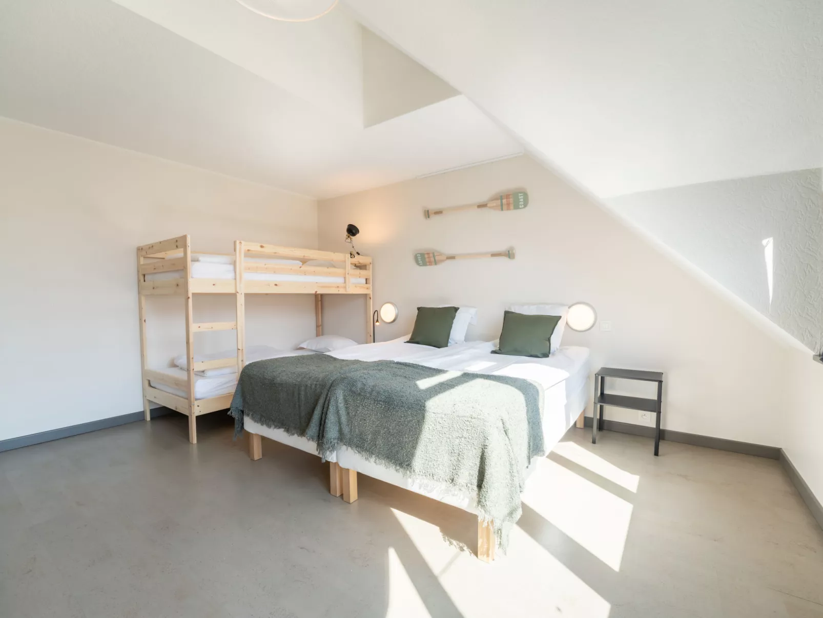 Le Coeur du Coq duplex appartment-Binnen