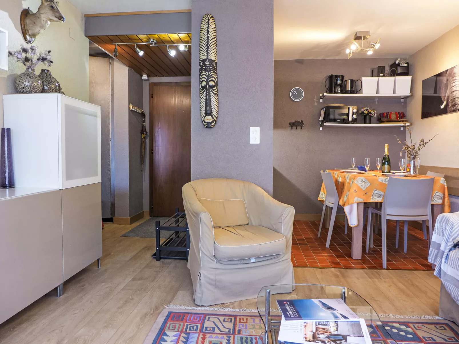 Immeuble Rond-Point Apt. 11-Binnen