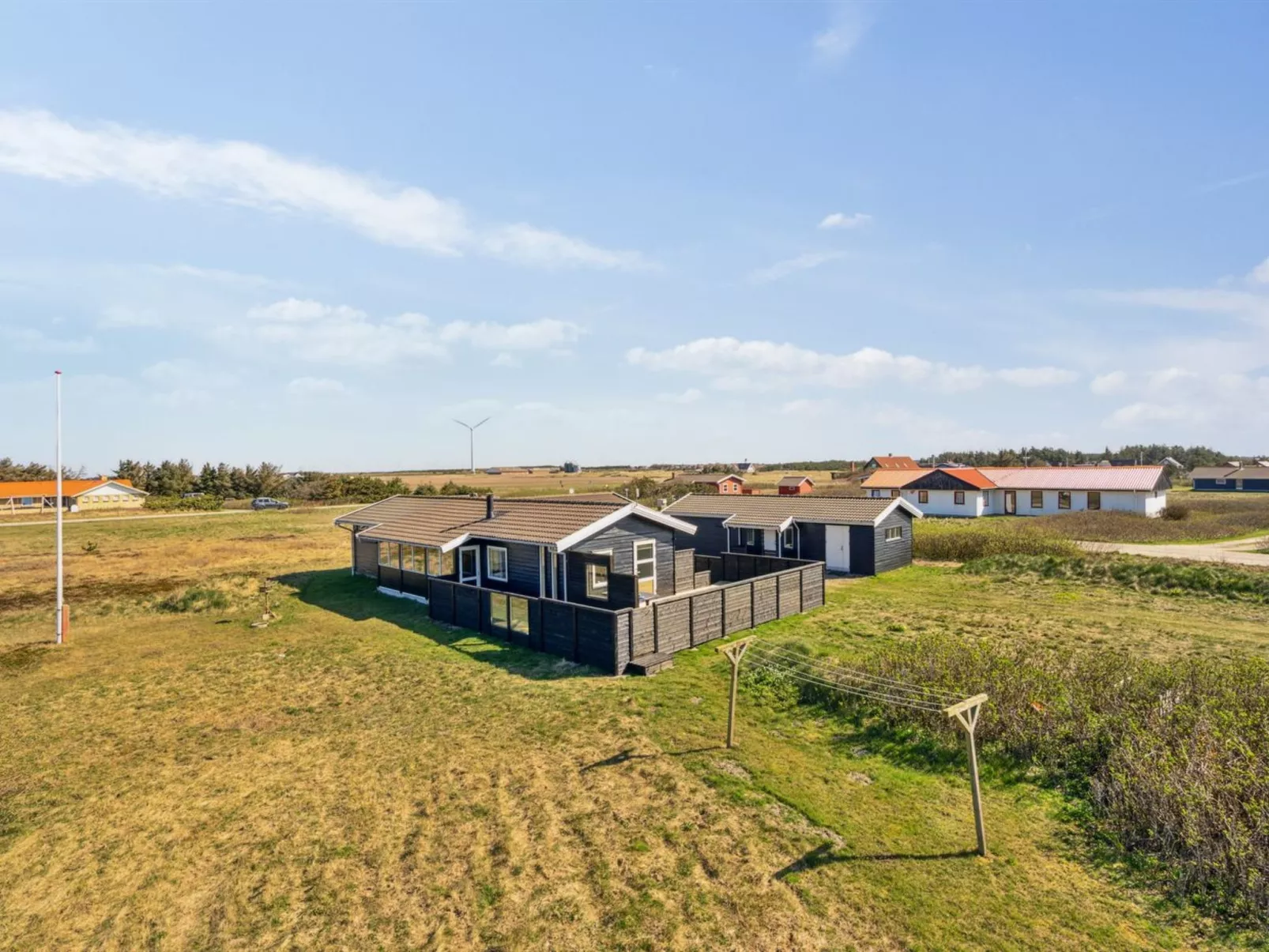 "Viveka" - 500m from the sea-Buiten