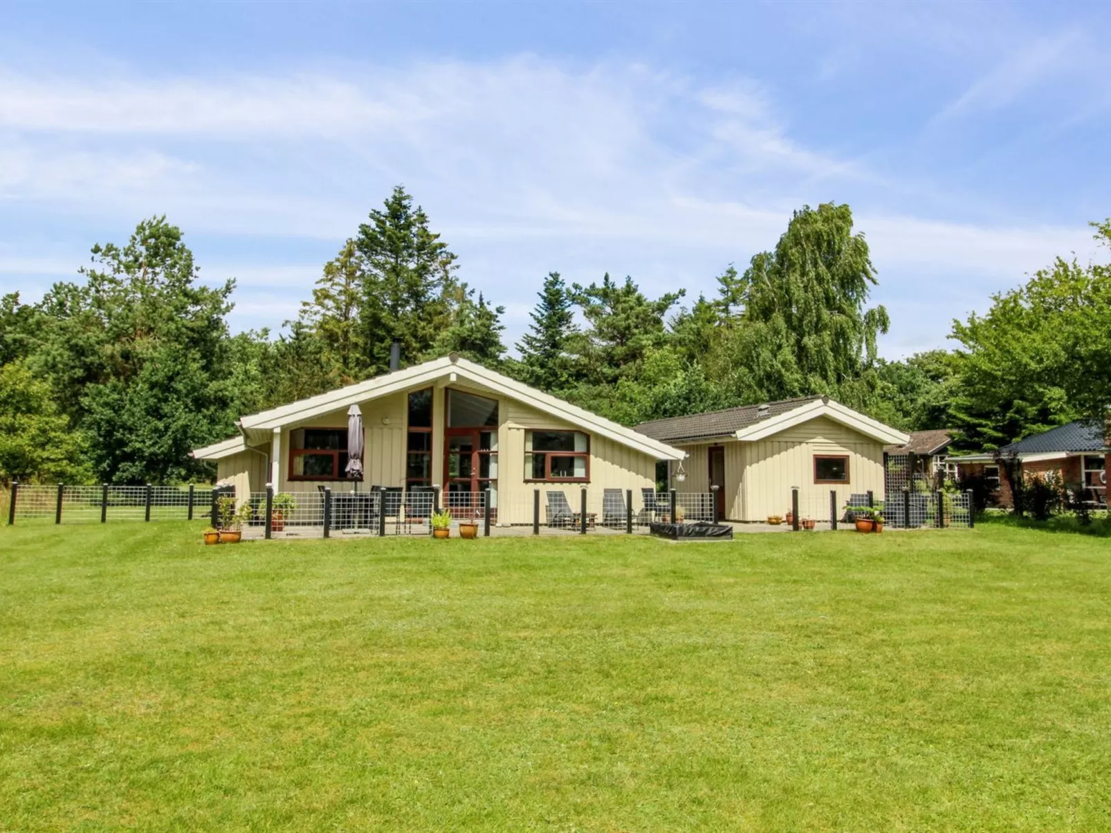 "Arvi" - 30km from the sea-Buiten