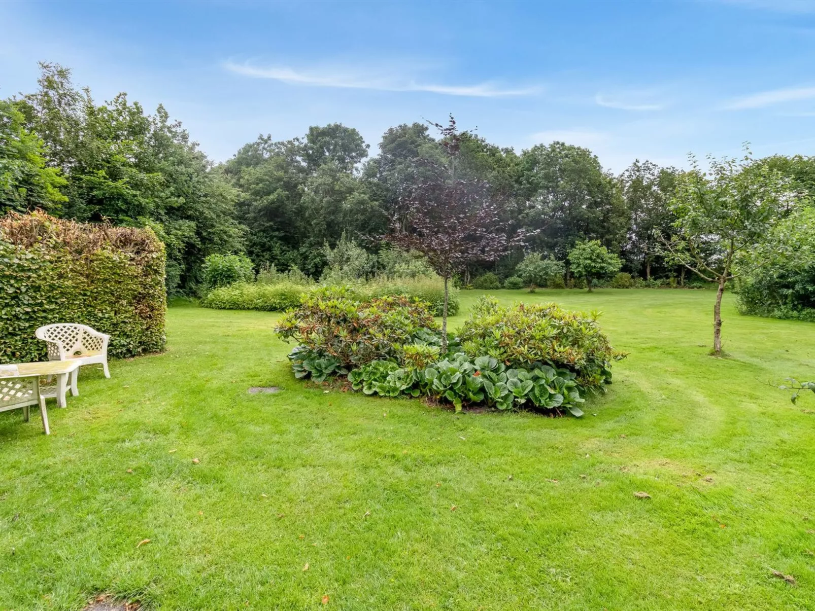 "Saran" - 30km from the sea-Buiten