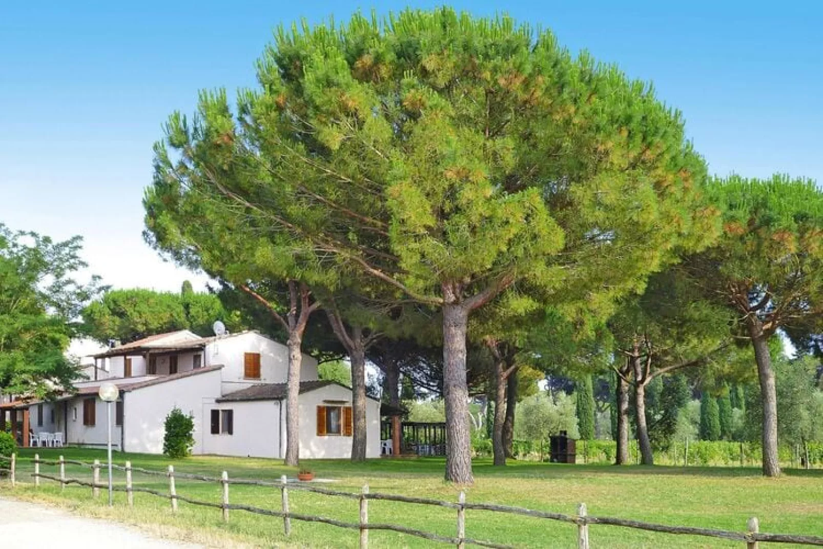 Ferienanlage Azienda Canova Seconda Marina di Grosseto Holzhaus Gartenanteil-Buitenkant zomer