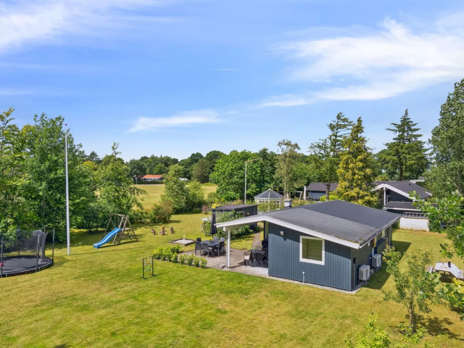 "Hanne" - 300m from the sea-Buiten