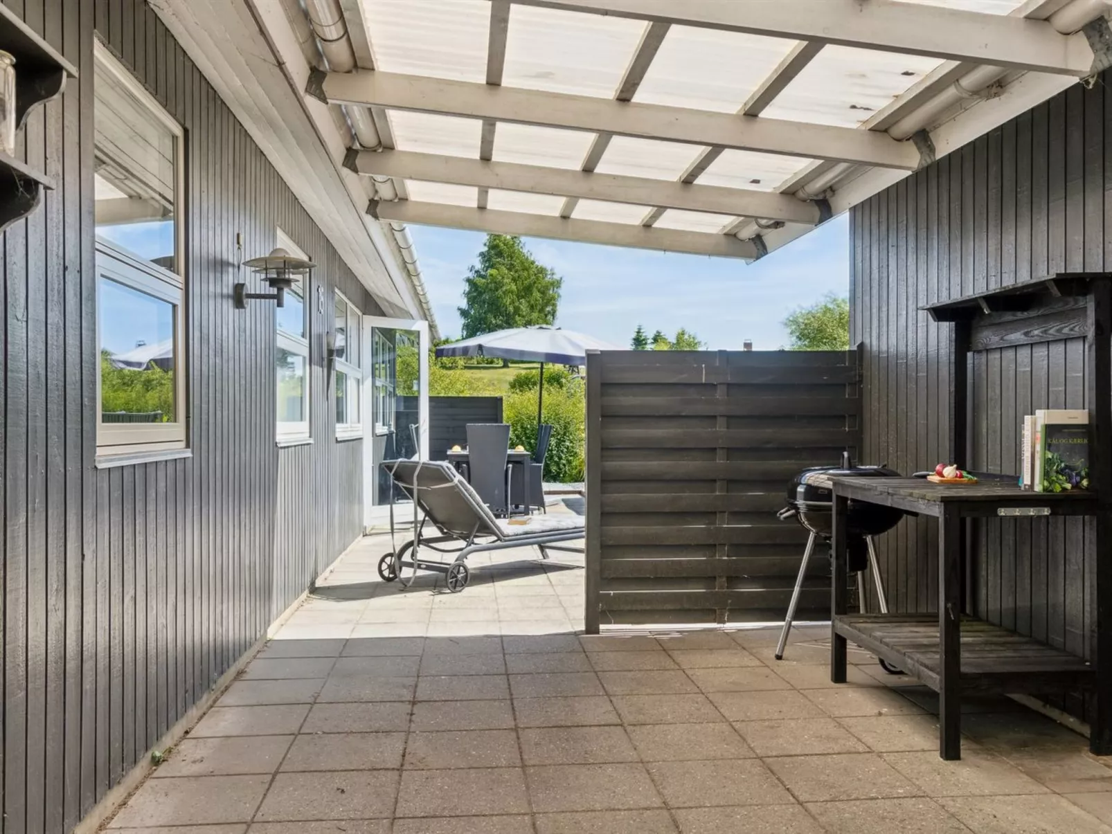 "Danja" - 1.7km from the sea-Buiten