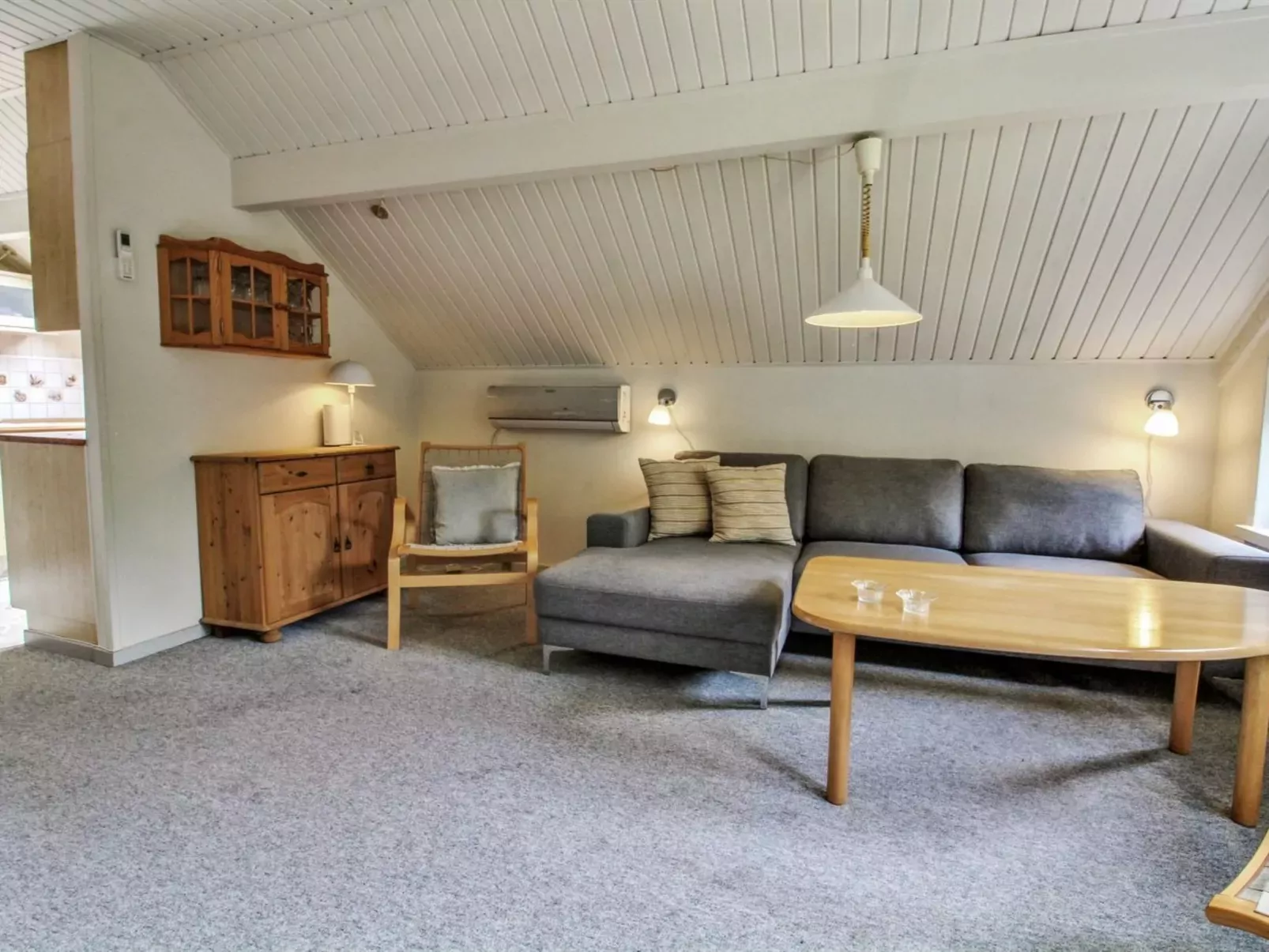"Ofrath" - 30km from the sea-Binnen