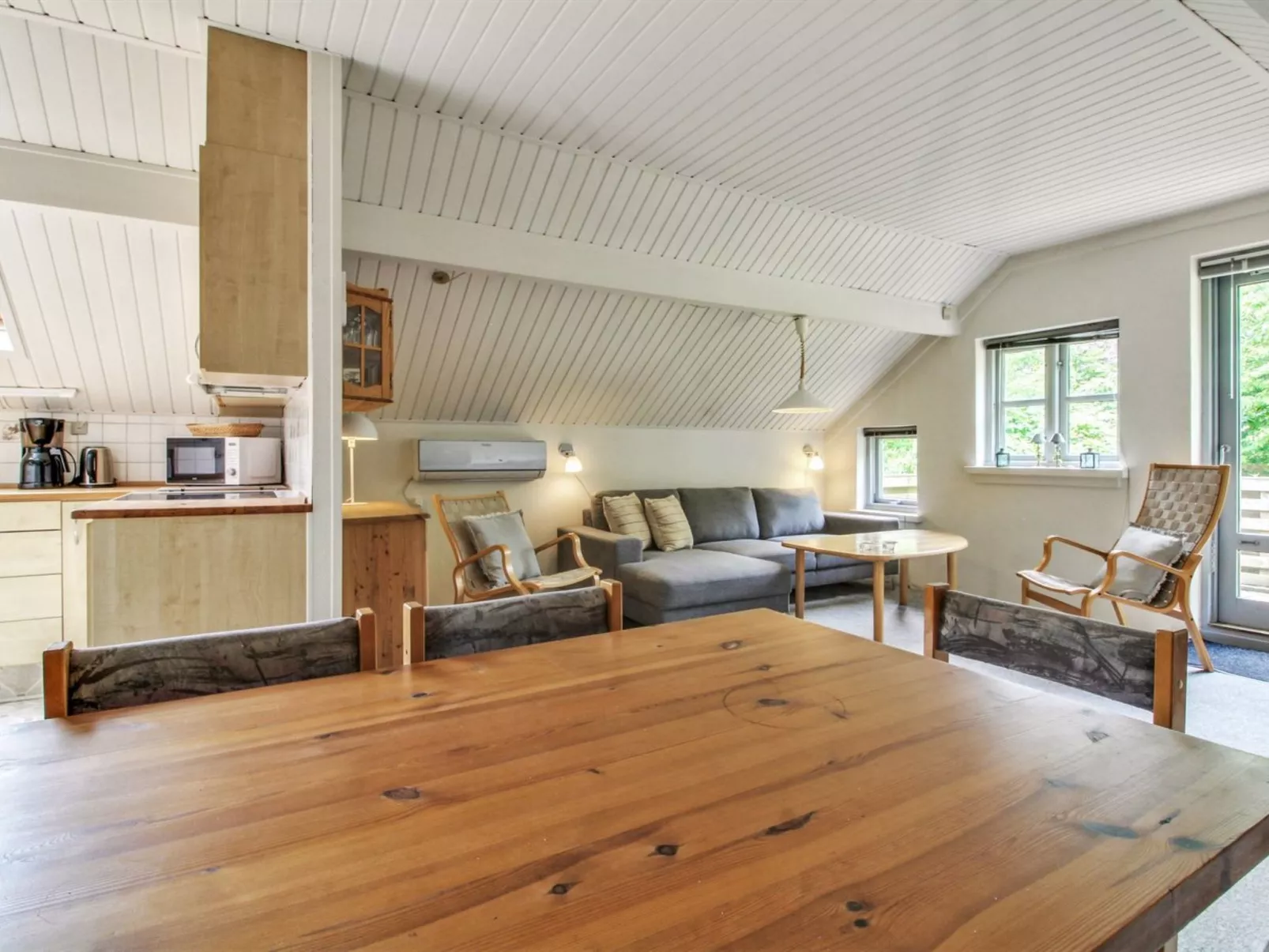 "Ofrath" - 30km from the sea-Binnen