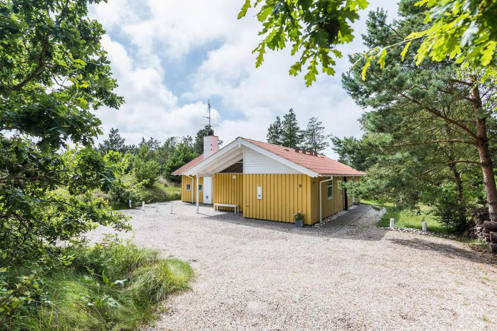 6 persoons vakantie huis op een vakantie park in Henne-Buitenlucht