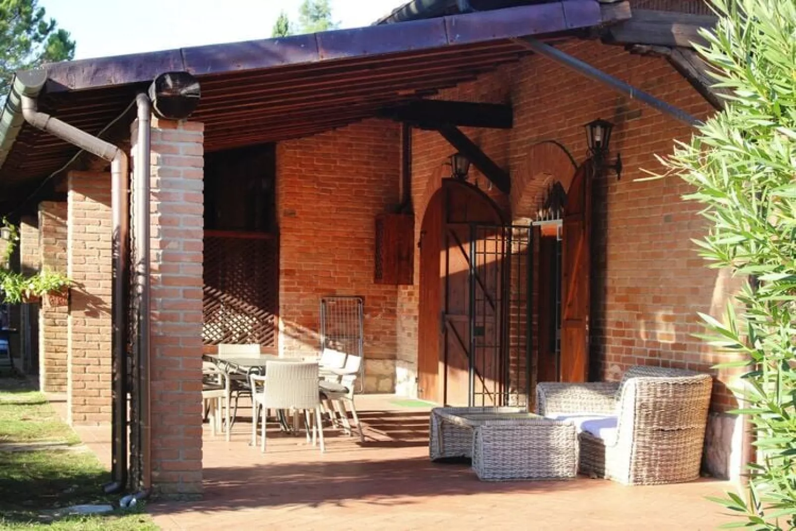 Fattoria San Lorenzo Grosseto EGOG Casa Livia oder Pozzino Trilo Superior-Buitenkant zomer
