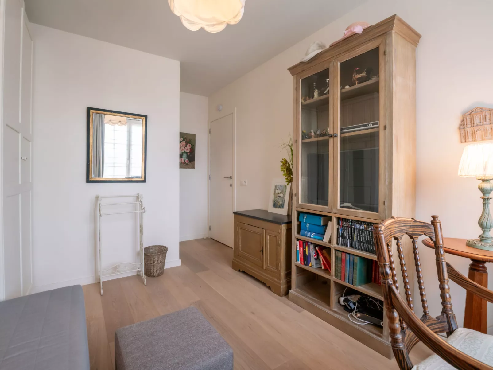 Lucette quiet but central-Binnen