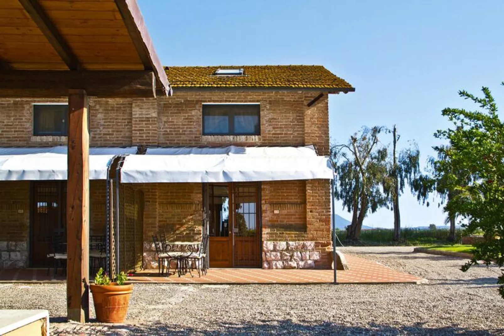 Fattoria San Lorenzo Grosseto EGOG Terrasse Casa Livia Typ quadri Classic-Buitenkant zomer