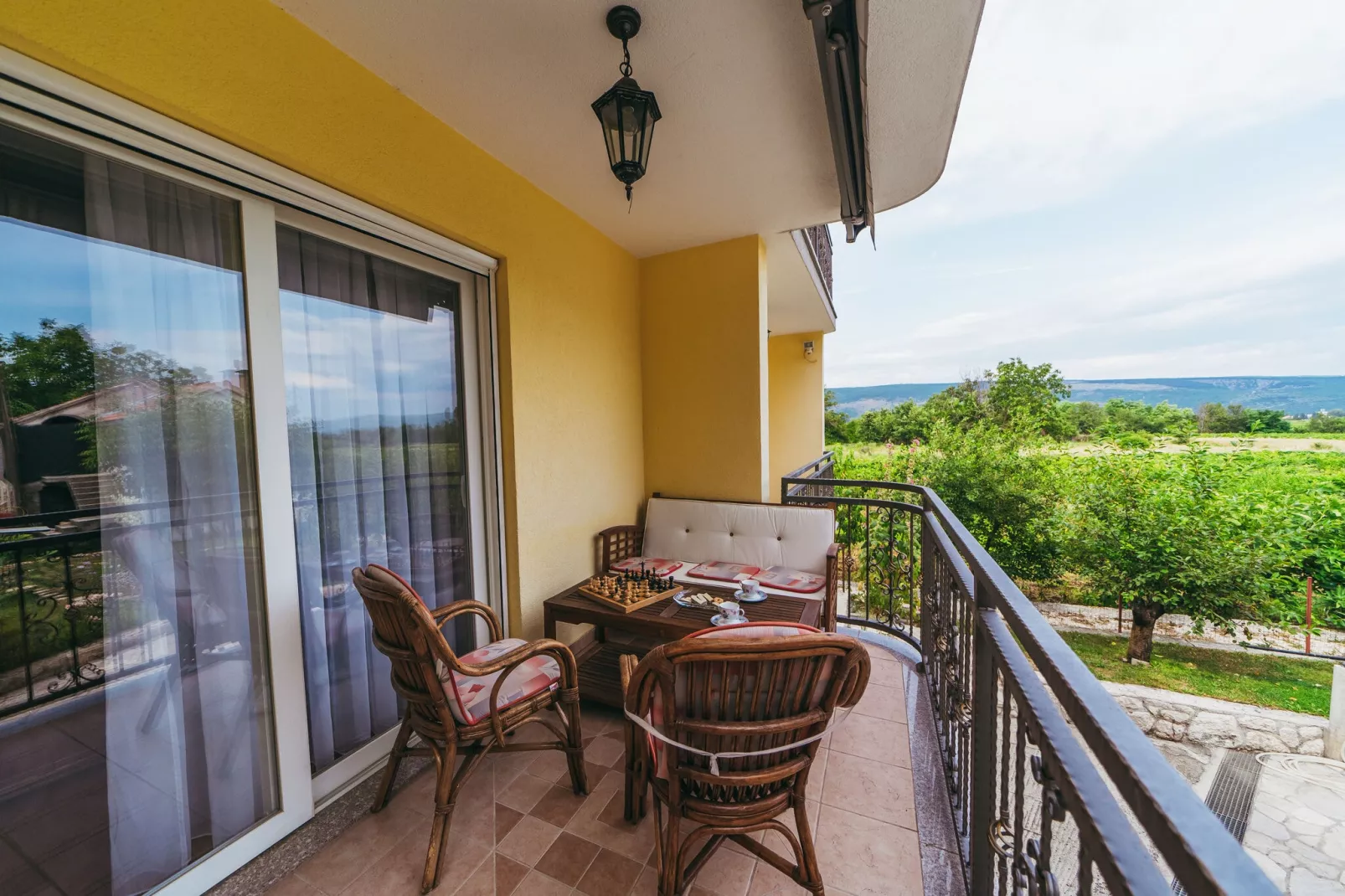 Villa Estera-Terrasbalkon