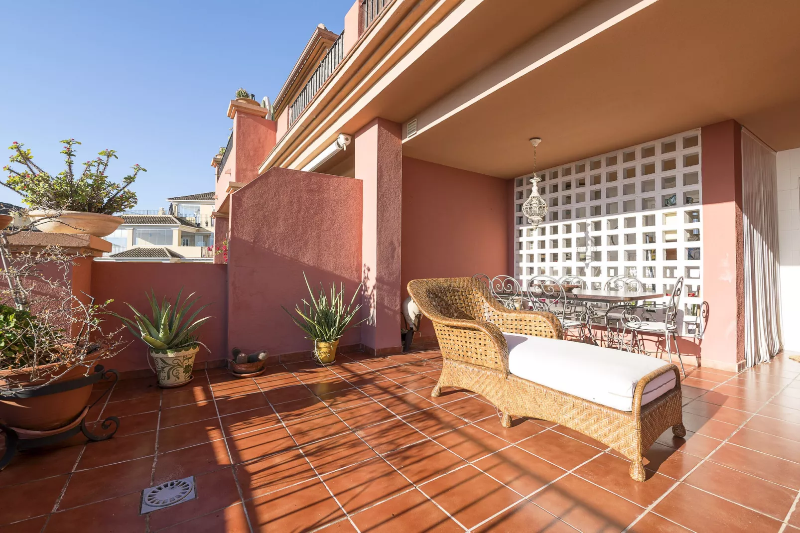 Spikes-Terrasbalkon
